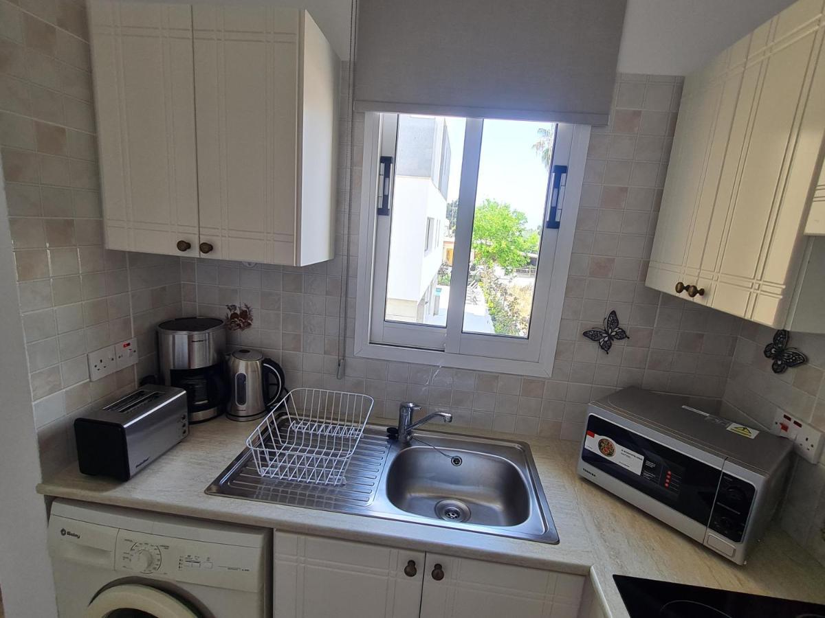 Laertis 2 Complex, Studio Apartment 106 - By Imh Travel & Tours Pafos Dış mekan fotoğraf