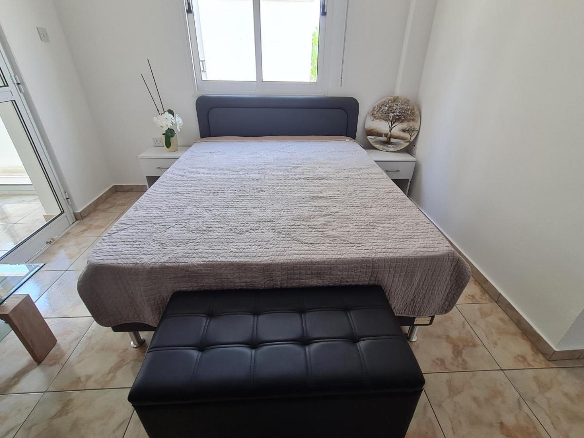 Laertis 2 Complex, Studio Apartment 106 - By Imh Travel & Tours Pafos Dış mekan fotoğraf